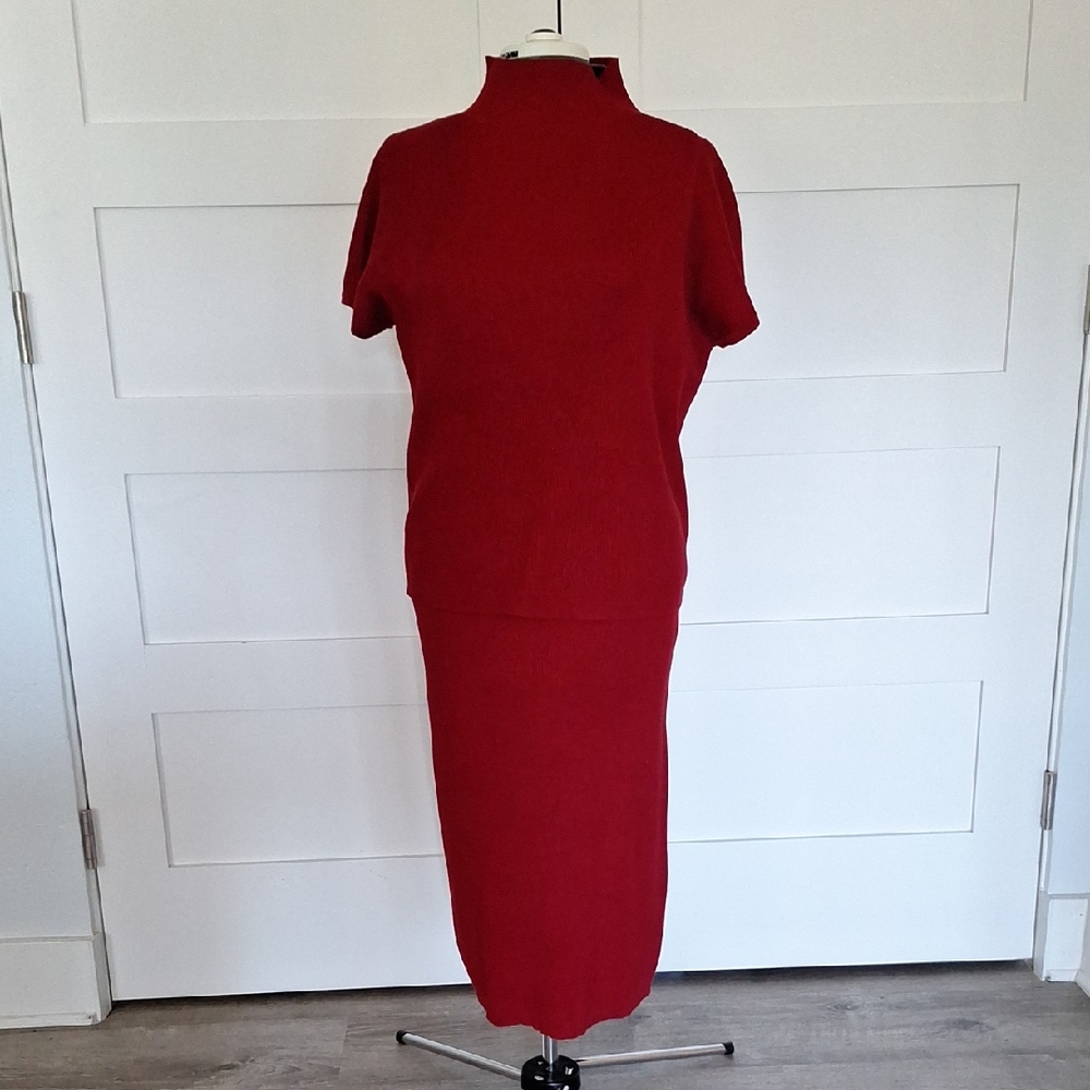 Cable & Gauge Red Ribbed Pencil Skirt Midi